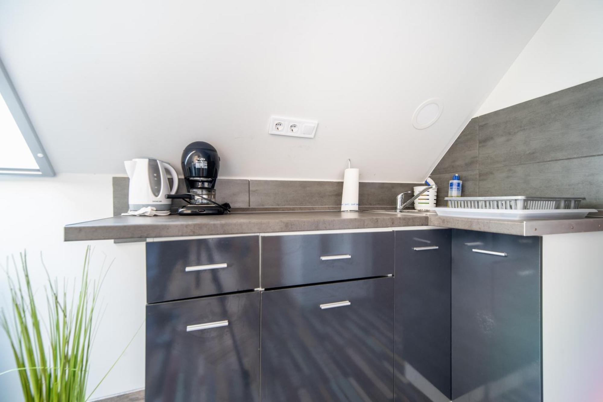 Buzavirag Apartman Keszthely Bagian luar foto
